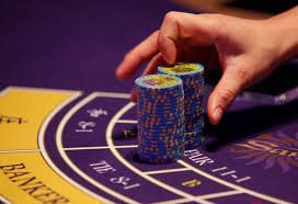 138 slot VIP ကစားသမားများ အွန်လိုင်း စလော့ ကစားပြီး Cashback Bonus ရနေသောမြင်ကွင်း